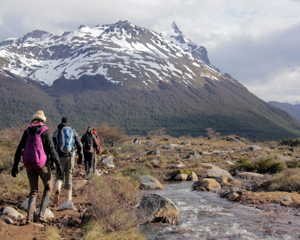 TREKKING